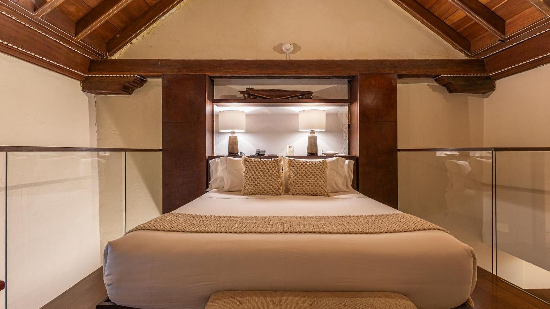 Ananda Boutique Hotel