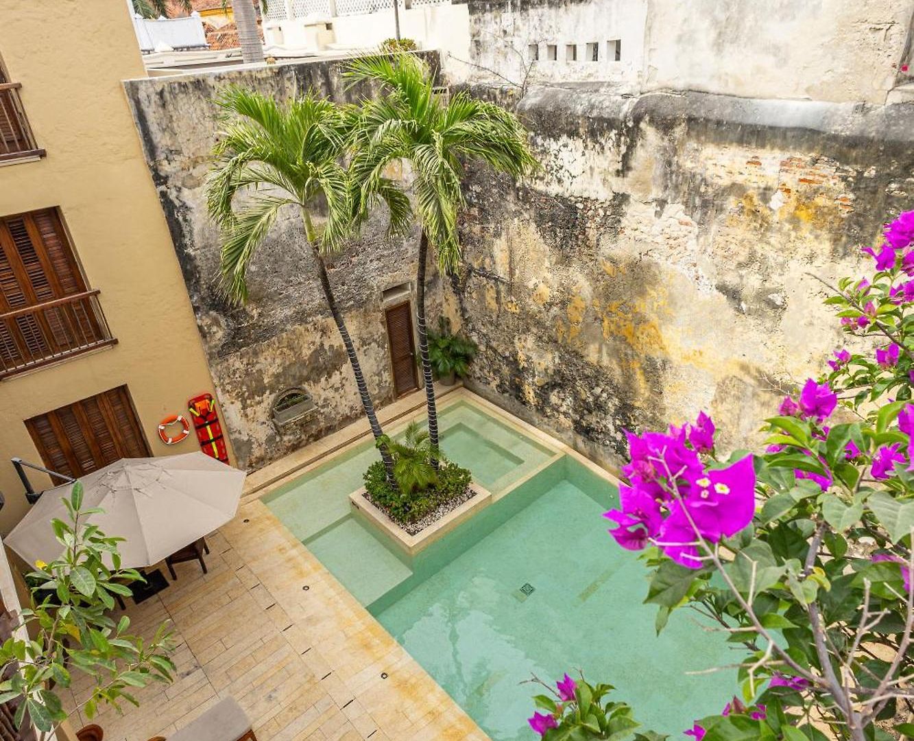Hotel Ananda Boutique