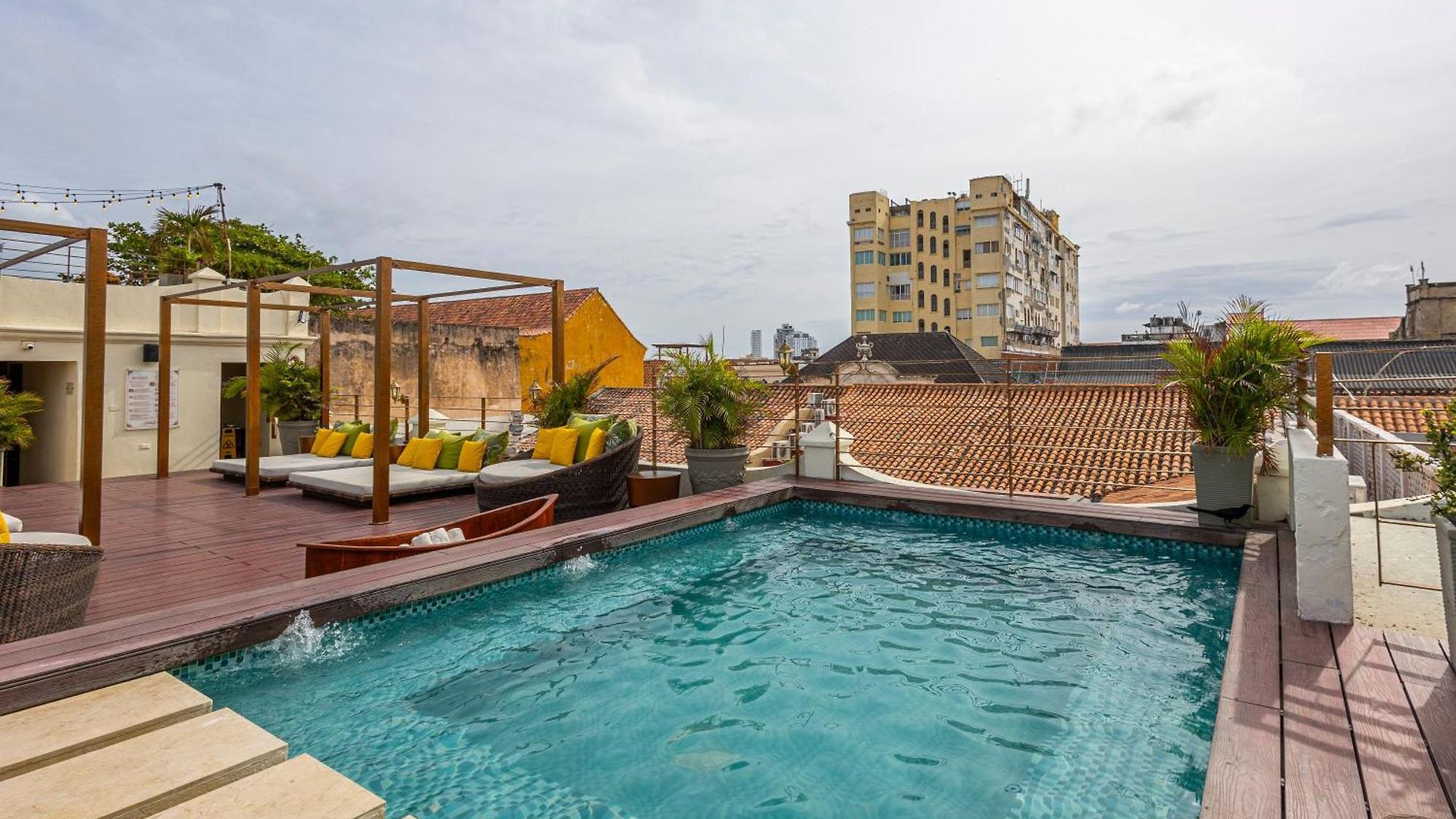 Ananda Boutique 5*