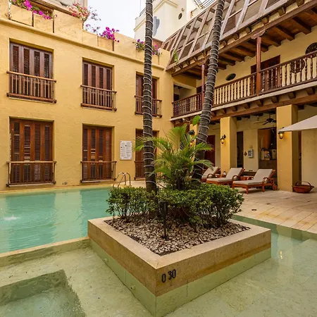 Hotel Ananda Boutique