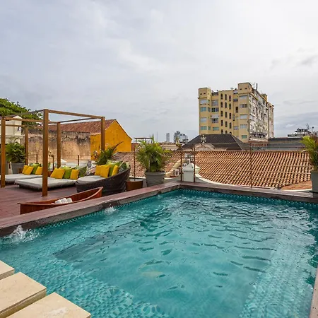 Ananda Boutique 5*
