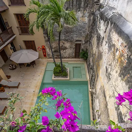 Ananda Boutique Hotel