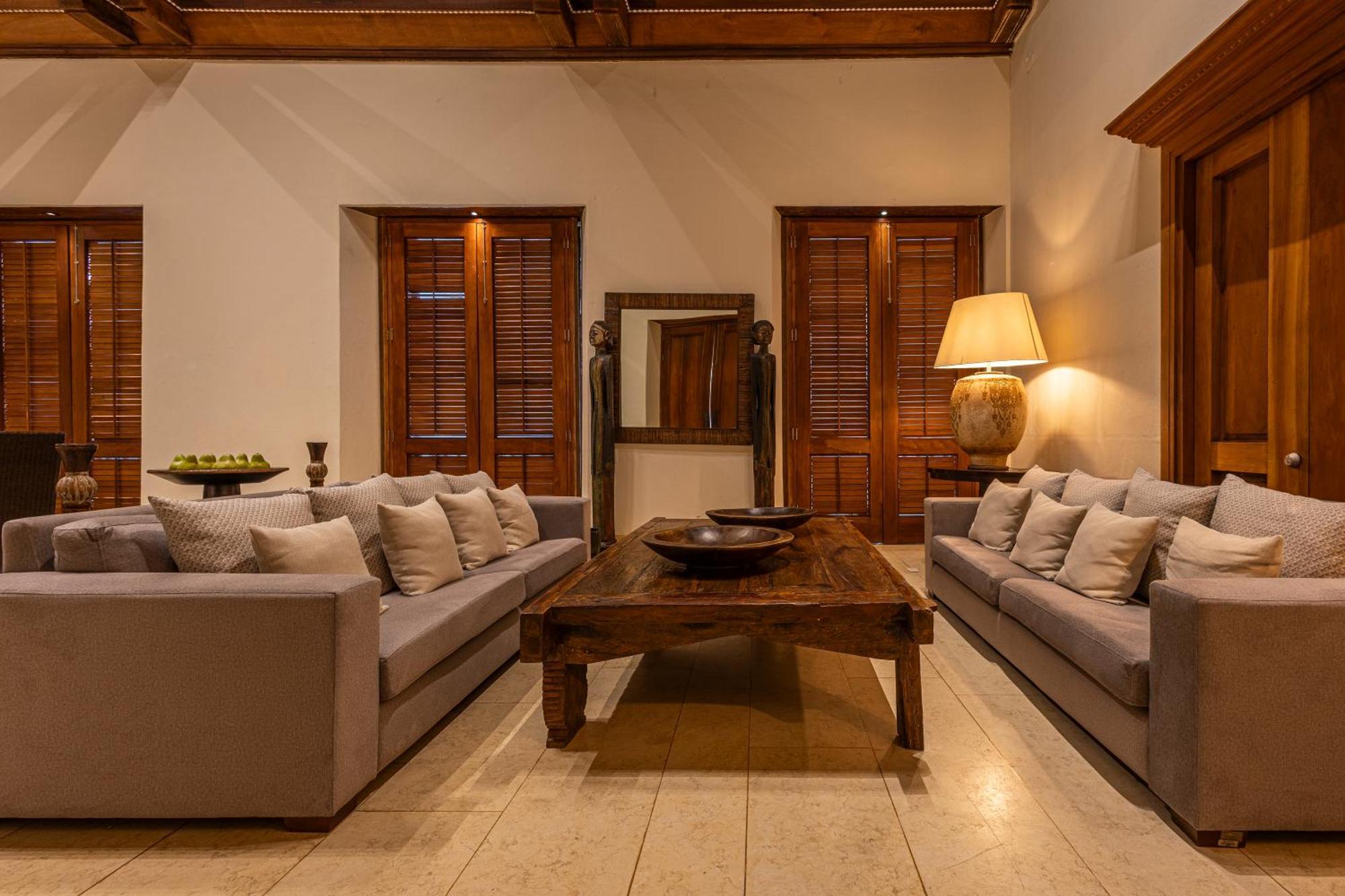 Hotel Ananda Boutique - Cosmos